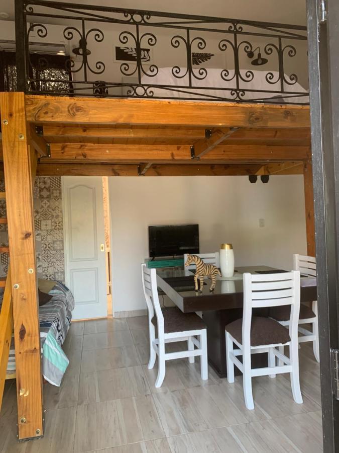 Aqui Es 3!! Apartment Banfield Bagian luar foto