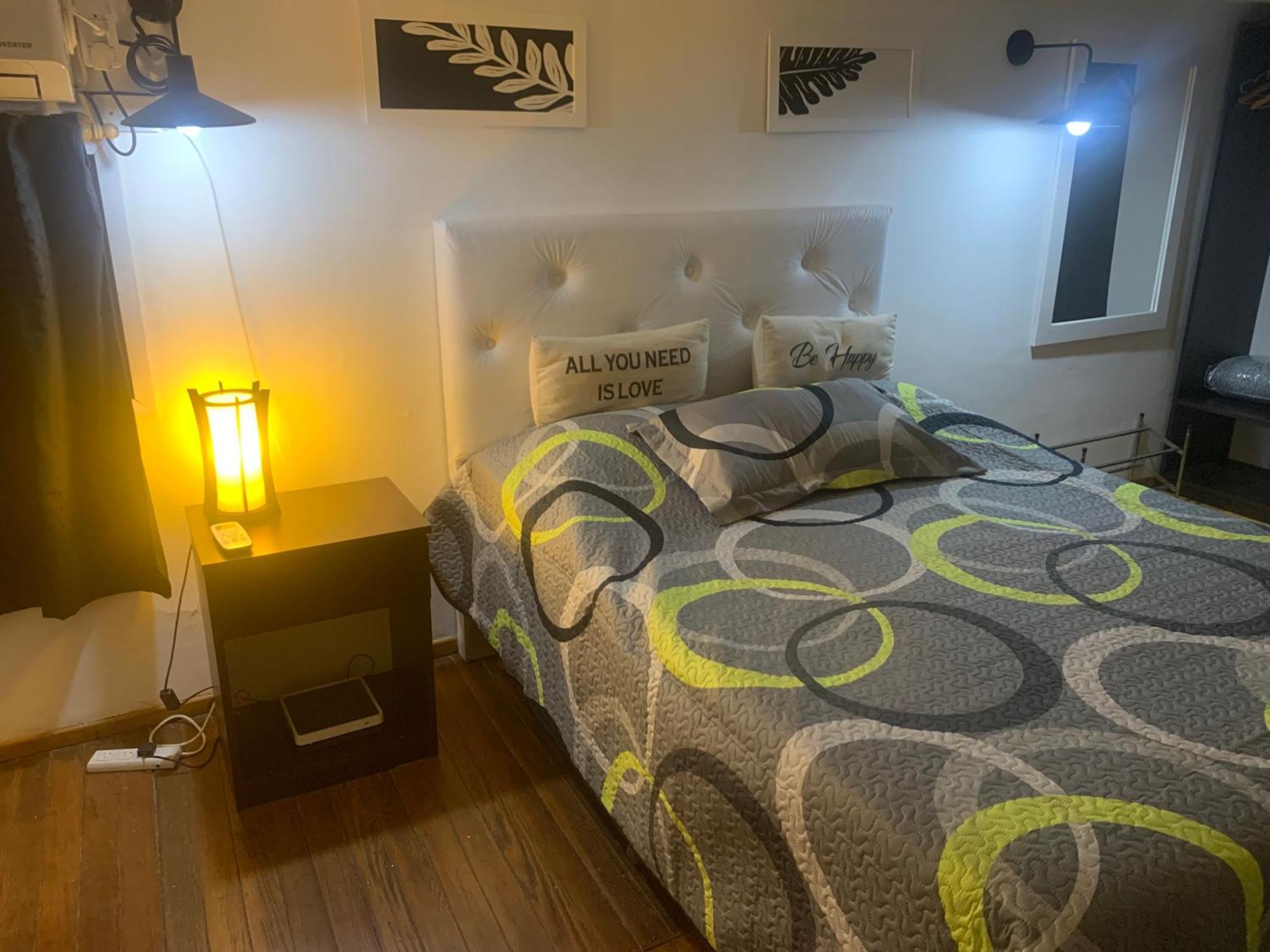 Aqui Es 3!! Apartment Banfield Bagian luar foto